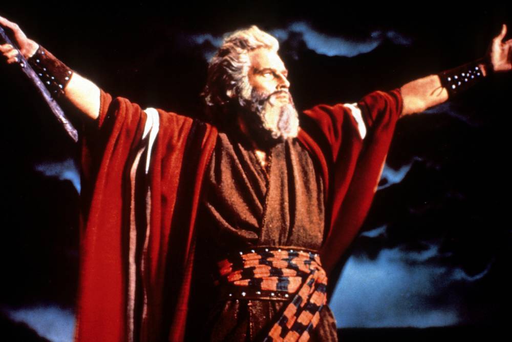 Charlton Heston’s son says ‘Ten Commandments’ deepened the actor’s faith - nypost.com