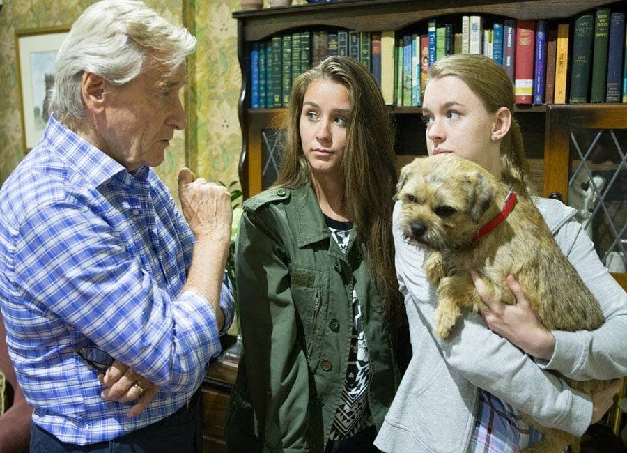 Corrie show-runners reassure fans that Eccles isn’t actually dead - evoke.ie