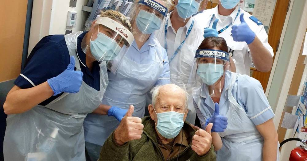 Grandad, 101, leaves hospital after beating coronavirus - www.manchestereveningnews.co.uk