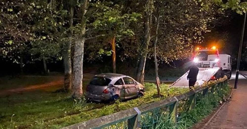 A driver ran off after crashing a car, passengers gave 999 crew a hard time, police say it was 'totally non essential travel' - www.manchestereveningnews.co.uk