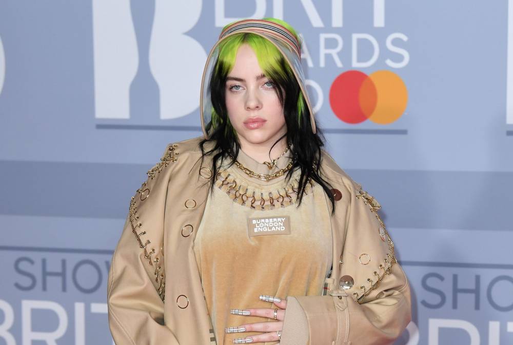 Billie Eilish Blasts Fake Porn Tape: ‘You Think I Would Be Having Sex On A Train In Daylight?’ - etcanada.com