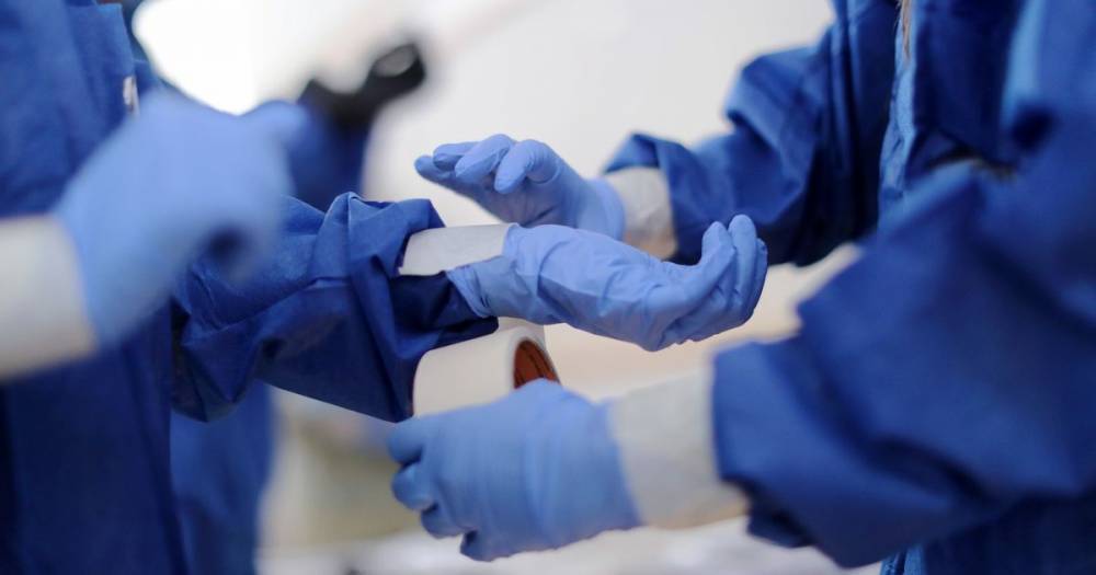Nurse, 52, dies whilst self-isolating at home with coronavirus symptoms - www.manchestereveningnews.co.uk