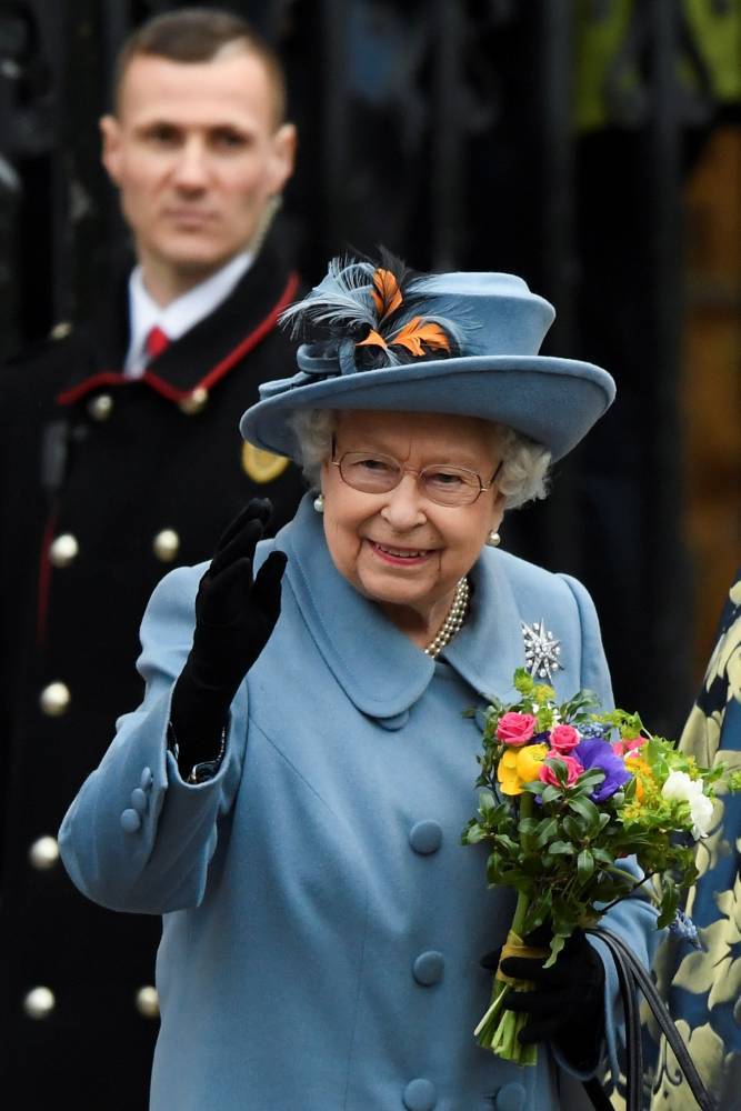 The Queen Sent Maundy Gifts To British Seniors By Mail - etcanada.com - Britain