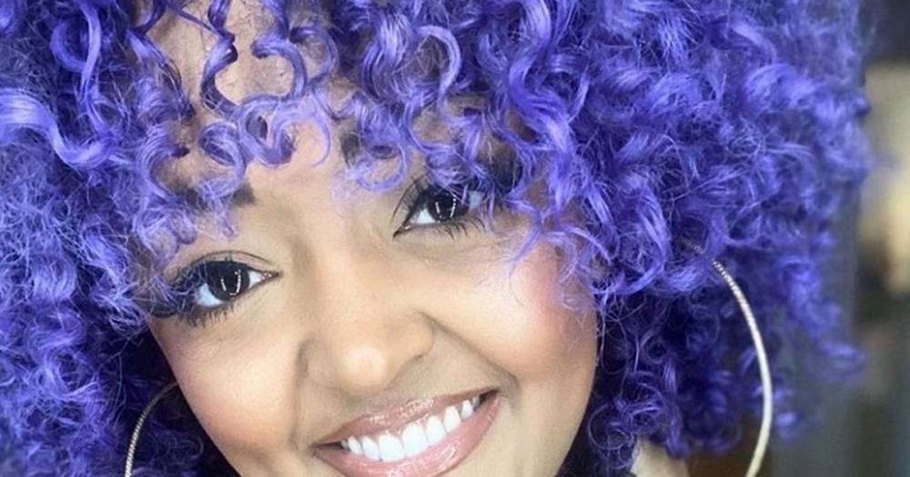 Corrie star Alexandra Mardell dyes hair bright purple and says 'quarantine made me do it' - www.manchestereveningnews.co.uk