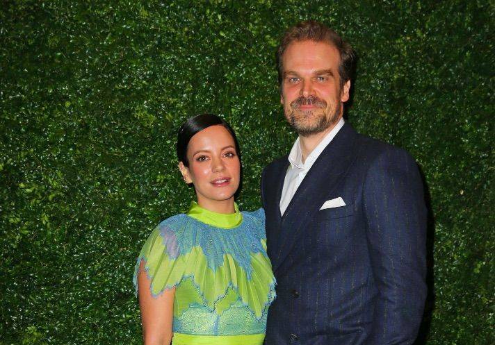 Lily Allen Shows Off Her Baking Skills In Adorable At-Home Birthday Party For Boyfriend David Harbour - etcanada.com