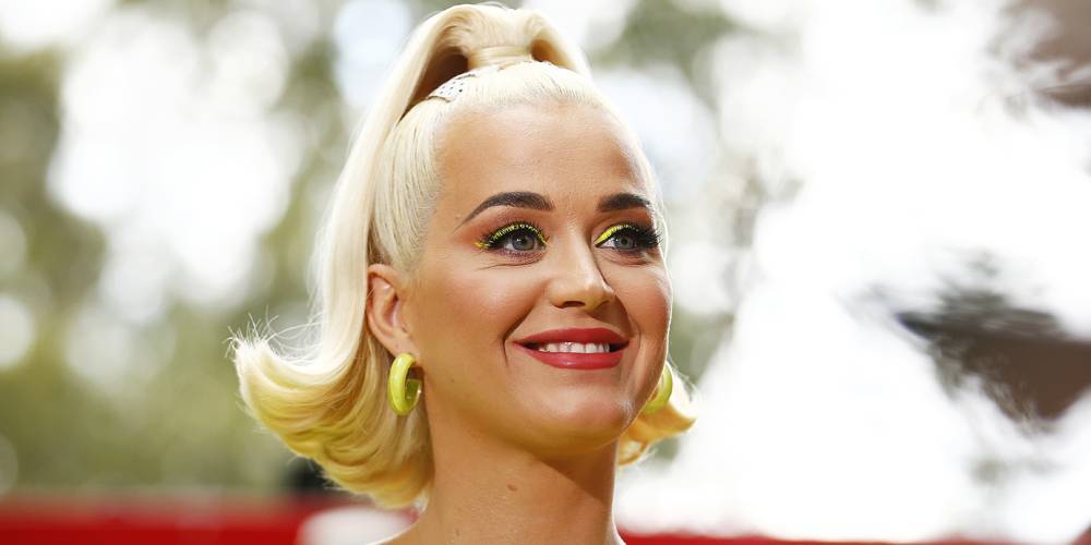 Katy Perry Shows Off Baby Bump in Easter Bunny Costume - www.justjared.com