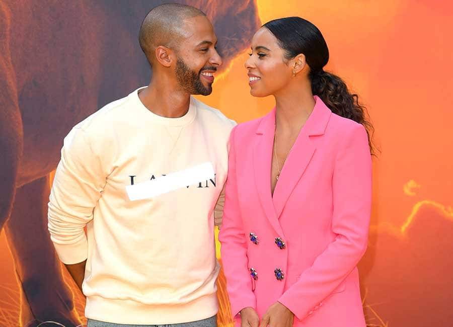 Rochelle Humes’ eldest daughter ‘cried happy tears’ over third baby news - evoke.ie