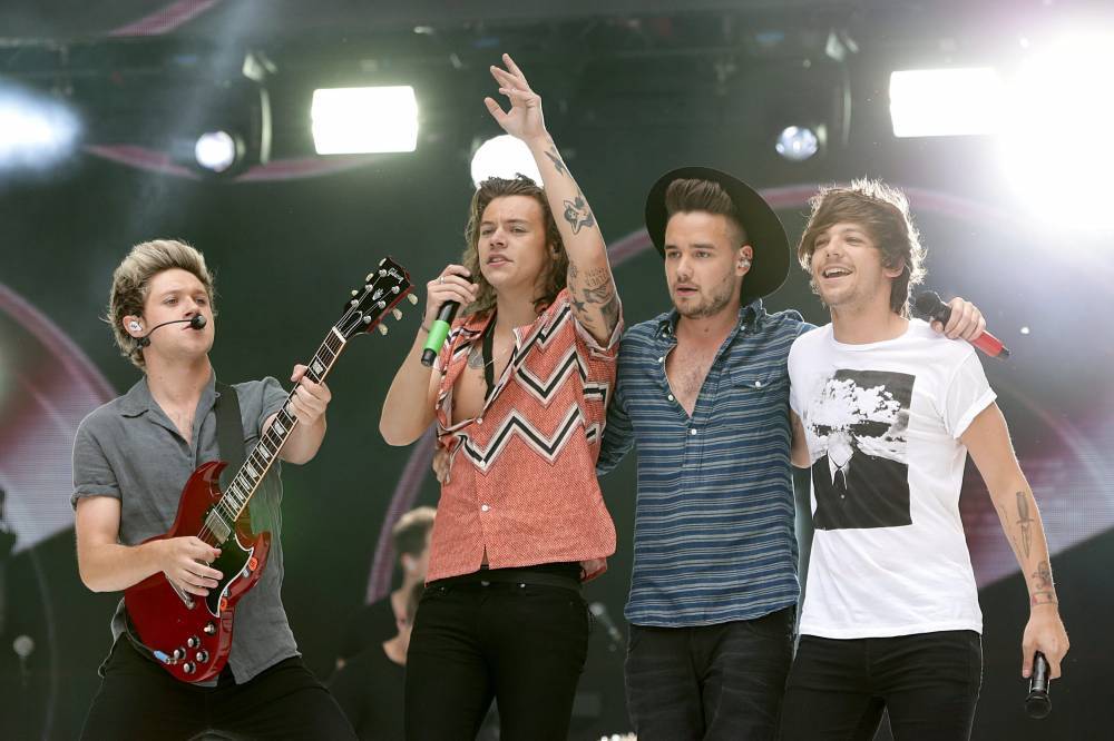 One Direction Fans Freak Out As Band Fuel Reunion Rumours By Following Zayn Malik On Twitter - etcanada.com