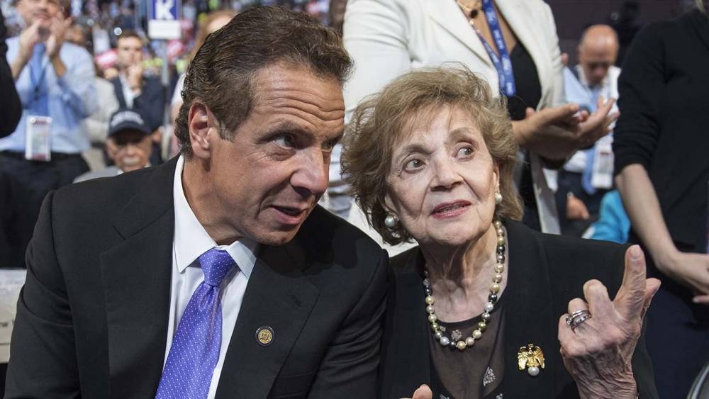 Andrew Cuomo Says He Hasn't Been Able to See His Mom and Daughter Amid Coronavirus Outbreak - www.etonline.com - New York - New York