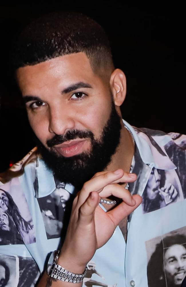 Drake’s ‘Toosie Slide’ Makes Historic No. 1 Debut On Billboard Hot 100 - theshaderoom.com