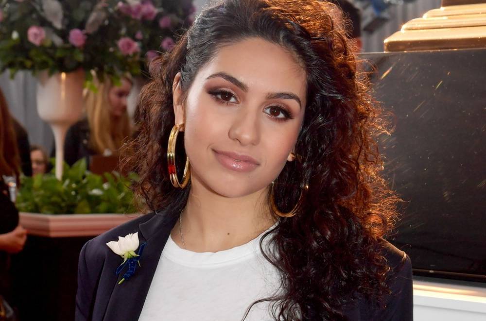 Alessia Cara Reveals Her Trick to Making the Perfect Hot Wings - www.billboard.com