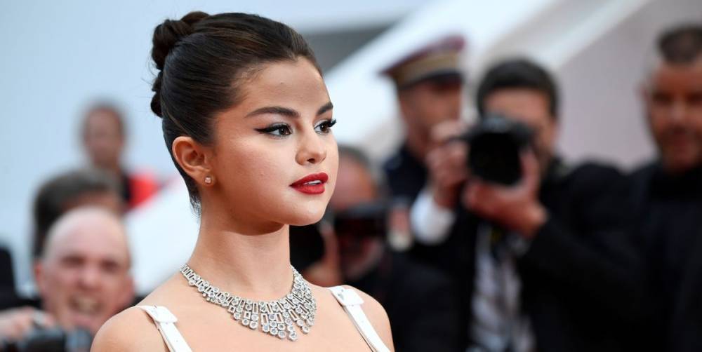 Selena Gomez Says Her Personal Life 'Got Out of Control' During Her On-Off Relationship With Justin Bieber - www.elle.com