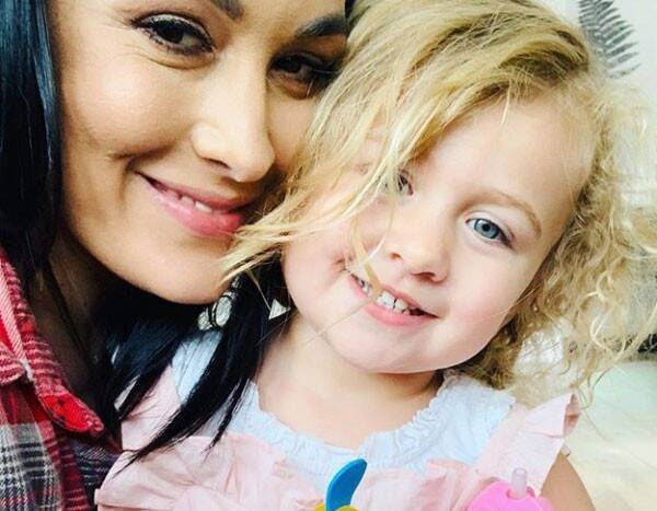 E!'s Momologues: Brie Bella's DIY Art Projects With Daughter Birdie Offer Hours of (Free!) Fun - www.eonline.com