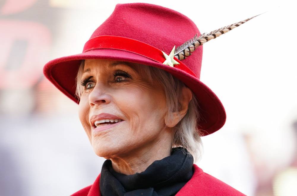 Jane Fonda Designs Tracksuits For Climate Change And Coronavirus Relief - etcanada.com