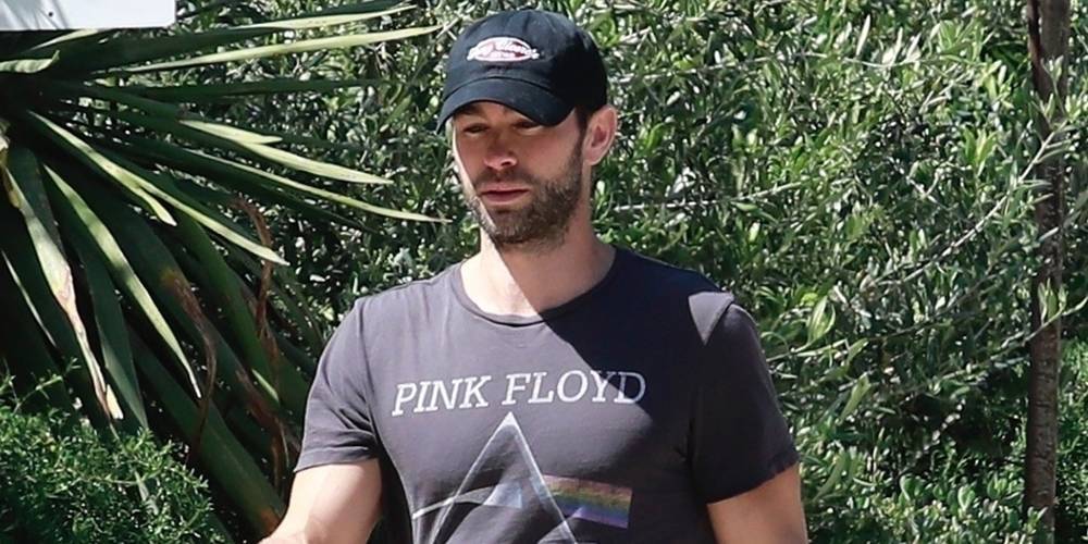 Chace Crawford Heads Out for a Walk With His Dog Shiner Amid Quarantine - www.justjared.com - Los Angeles