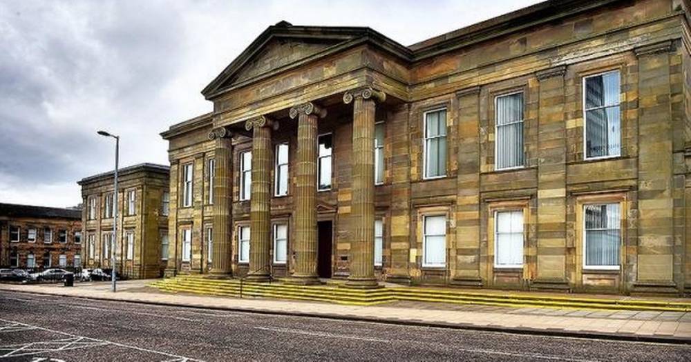 East Kilbride dad jailed after tearing away from cops in high speed chase - www.dailyrecord.co.uk