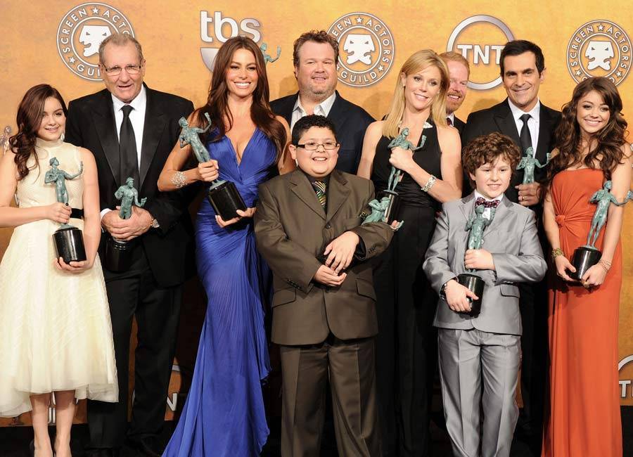 Modern Family creators tease spin-off show for two favourite characters - evoke.ie