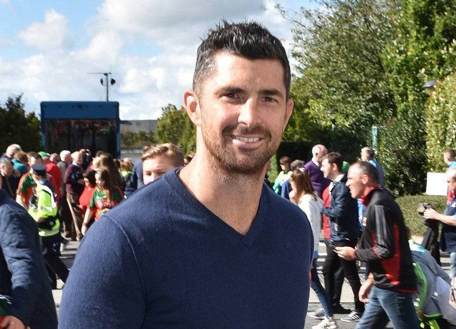 Rob Kearney is unrecognisable after unveiling new lockdown look for charity - evoke.ie