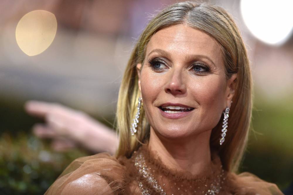 Gwyneth Paltrow’s Daughter Apple, 15, Tells Her Mom To ‘Make More Vagina Eggs And Candles’ In Joke ‘To-Do List’ - etcanada.com