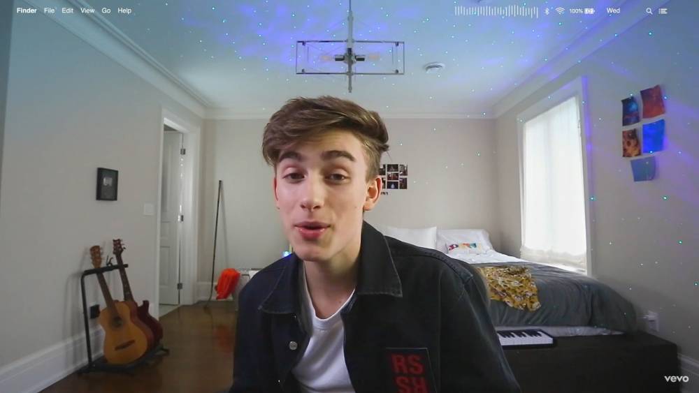 Johnny Orlando Zooms With Young Celebrity Friends In ‘See You’ Music Video - etcanada.com