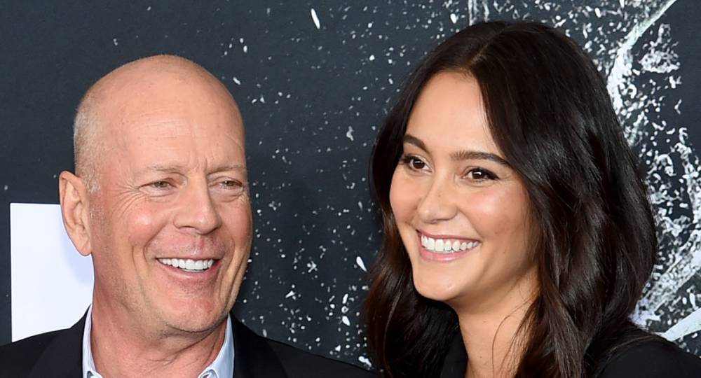Bruce Willis Is Quarantining with Ex Wife Demi Moore & Here's Why His Wife Emma Heming Isn't With Them - www.justjared.com - Los Angeles