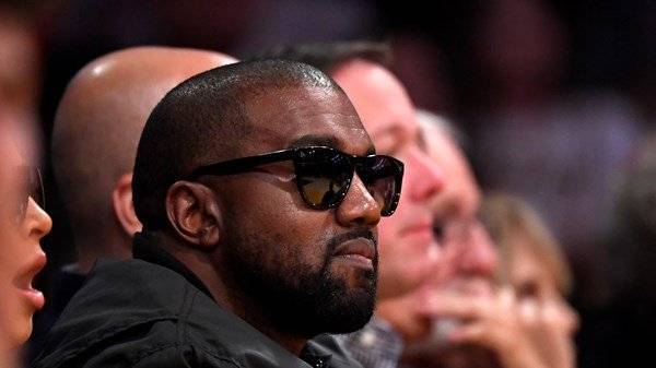 Kanye West indicates he will vote for Donald Trump in presidential election - www.breakingnews.ie - USA