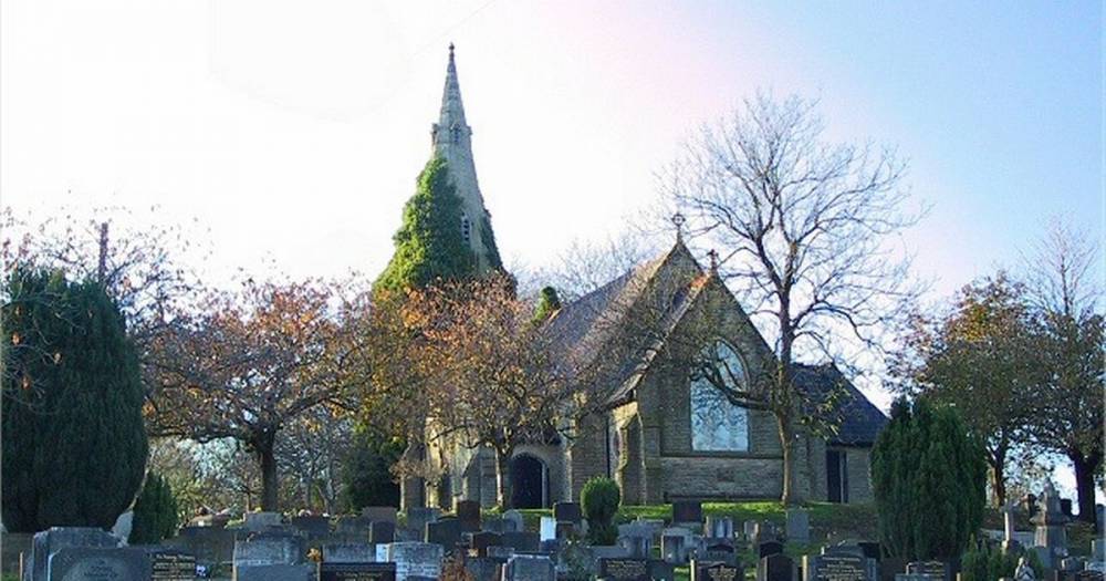Why burials and cremations in Oldham are going to cost £100 less for the next six months - www.manchestereveningnews.co.uk - county Oldham