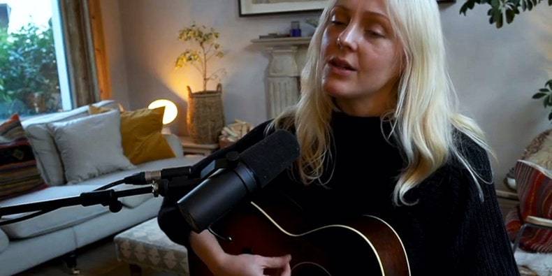 Watch Laura Marling’s NPR Tiny Desk (Home) Concert - pitchfork.com - London