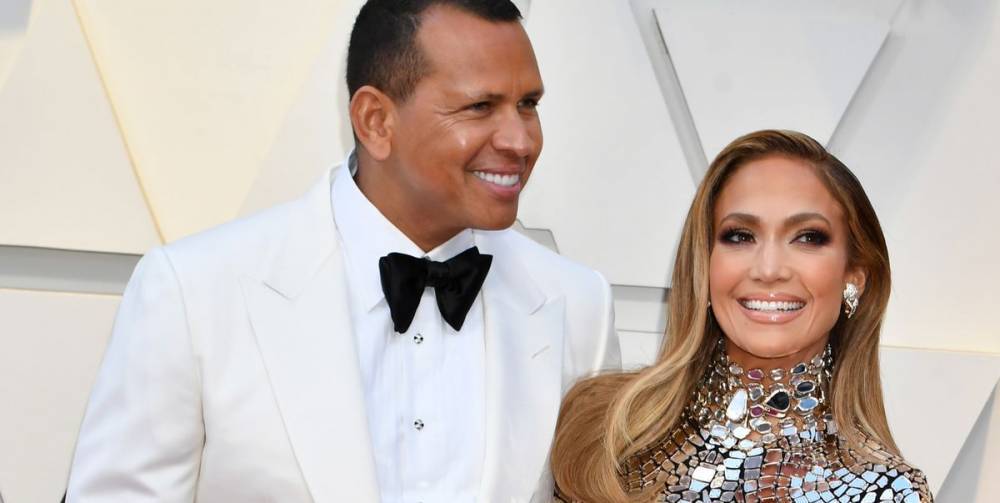 Jennifer Lopez Reportedly Wants to Have Her Wedding in Italy 'Shortly After' the COVID-19 Pandemic Ends - www.elle.com - Italy