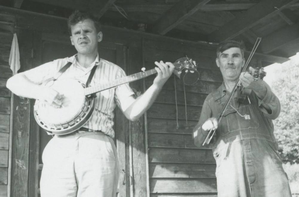 Hear Previously Unreleased Doc Watson Live Track, 'My Home's Across the Blue Ridge Mountains': Premiere - www.billboard.com - New York - New York