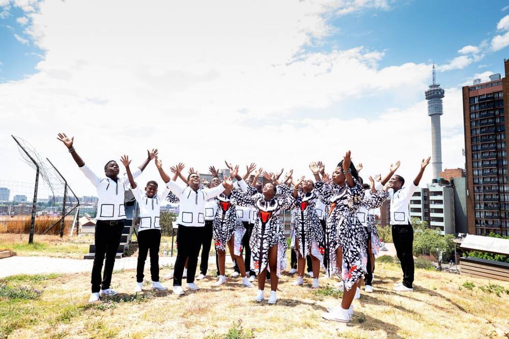 Ndlovu Youth Choir Premiere Stunning Visuals For New Single ‘Jolene’ - www.peoplemagazine.co.za - South Africa - Choir