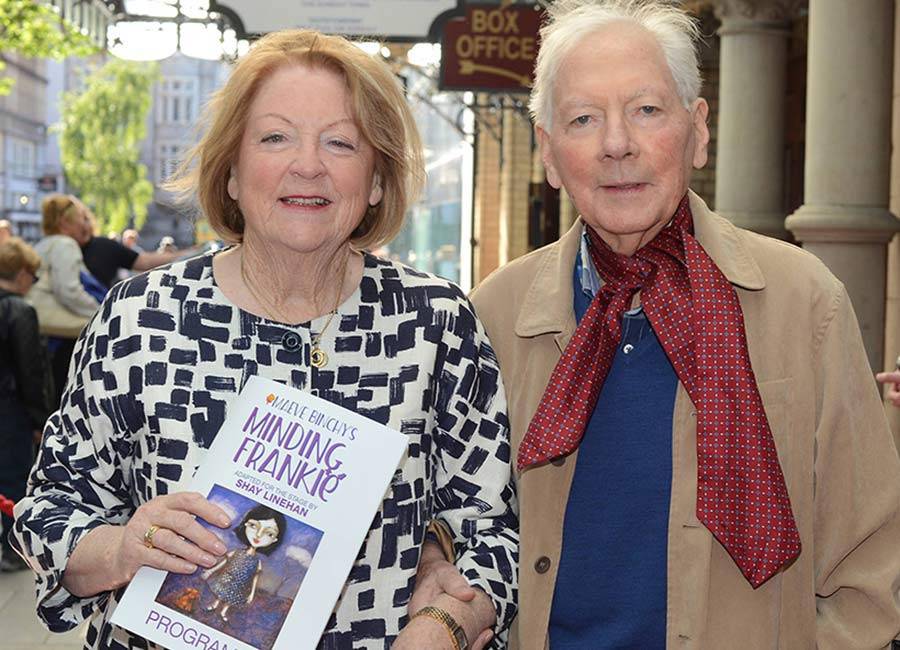 Gay Byrne’s wife Kathleen says she’s cleaning his office during lockdown - evoke.ie