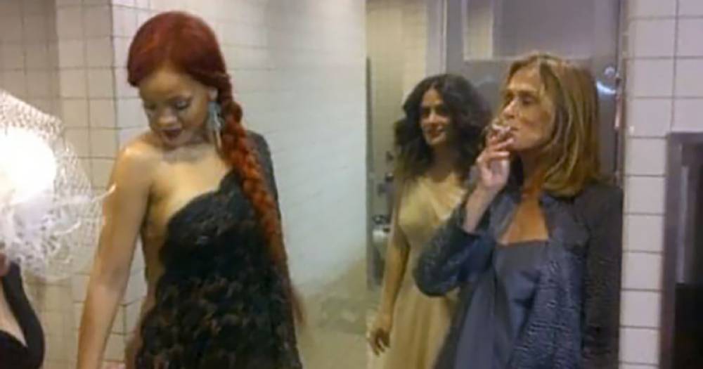An Epic Pic of Rihanna, Salma Hayek and More Stars in the Bathroom During the 2011 Met Gala - www.usmagazine.com - Britain