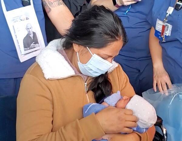 Watch This Coronavirus Patient Meet Her Son 12 Days After Giving Birth - www.eonline.com
