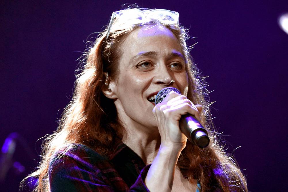 Fiona Apple Fans Are Absolutely Loving Her First Album In 8 Years - etcanada.com
