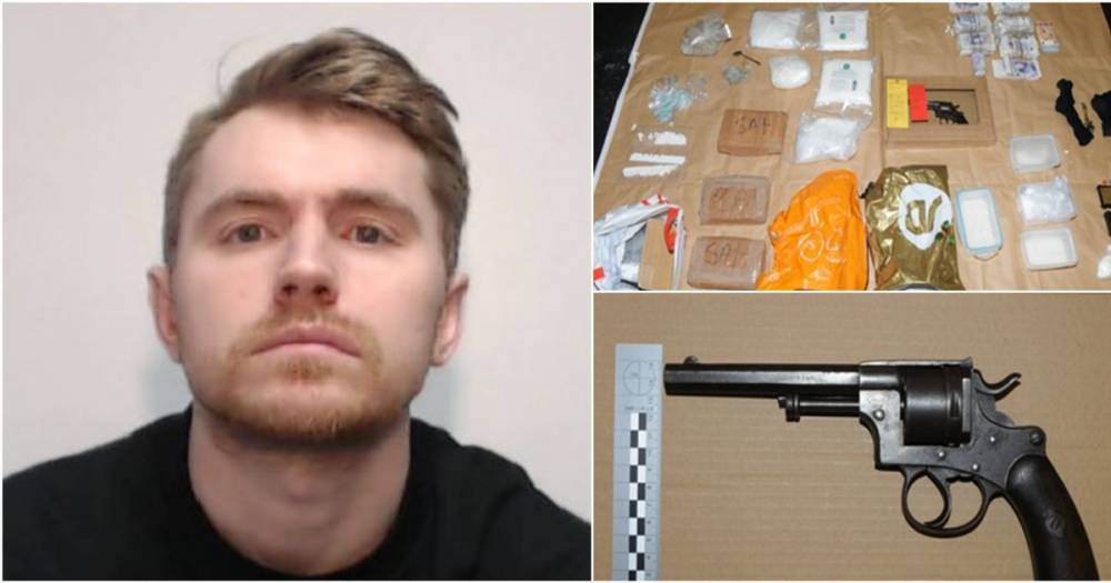 'Professional drug dealer' found with £643,000 of drugs, £30,000 in cash and revolver after crashing his van - www.manchestereveningnews.co.uk - county Oldham