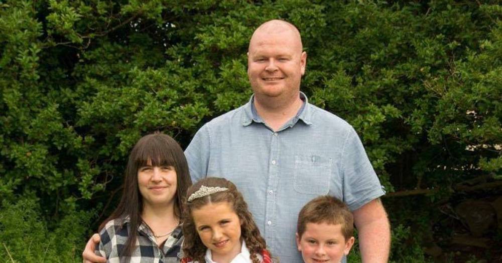 Coronavirus: Scots mum separates from young family and moves into care home to protect residents during lockdown - www.dailyrecord.co.uk - Scotland - Centre