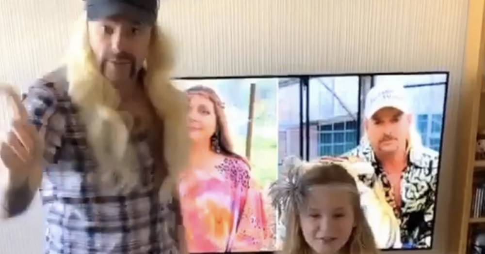 Tiger King TikTok clips help Ayrshire family go viral on lockdown with hilarious Joe Exotic and Carole Baskin video - www.dailyrecord.co.uk