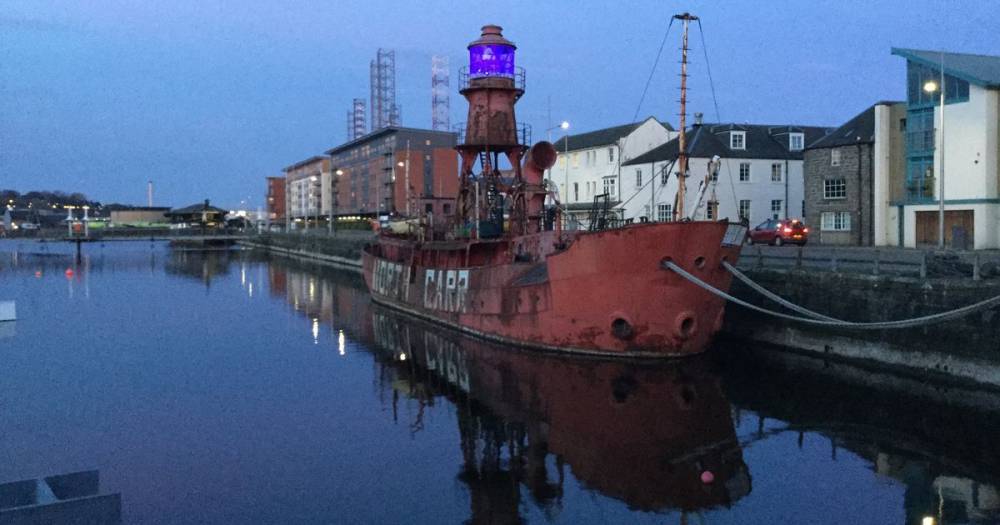 Historic lightship illuminated in honour of health and key workers - www.dailyrecord.co.uk - Scotland
