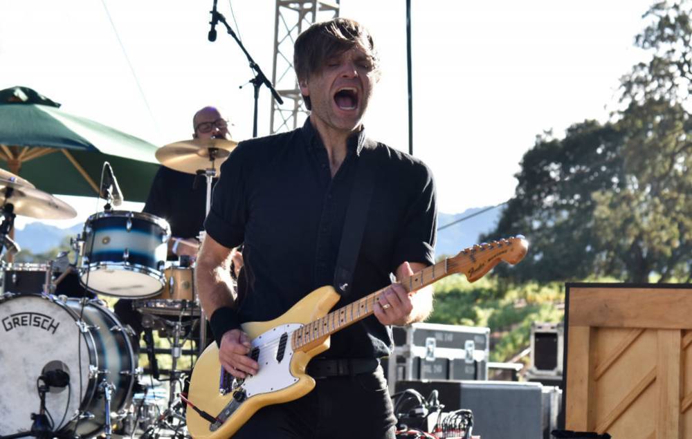 Watch Death Cab For Cutie’s Ben Gibbard cover Neil Young’s ‘Don’t Cry No Tears’ - www.nme.com