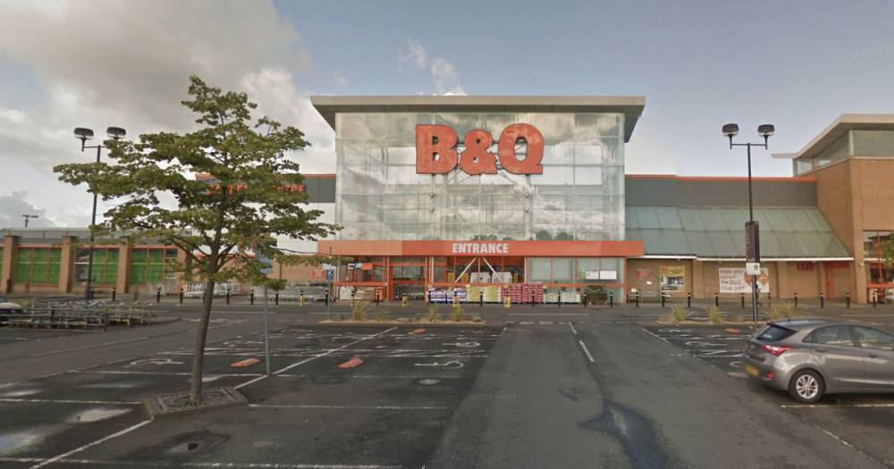 Single Scots B&Q store reopens - and it's offering click and collect - www.dailyrecord.co.uk - Britain - Scotland