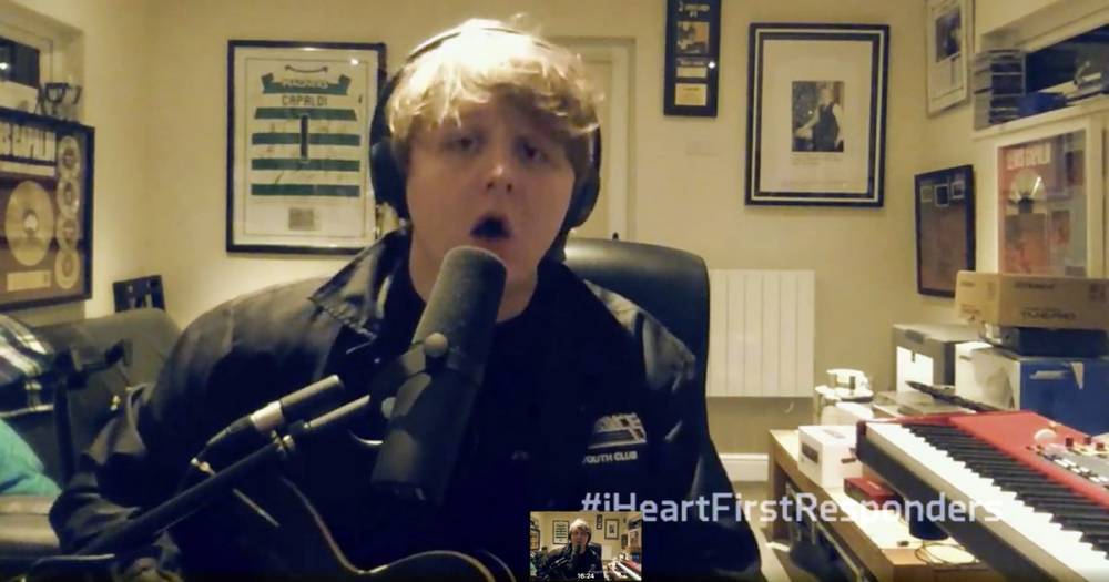 Lewis Capaldi performs Dancing Queen and talks Paige Turley with Ryan Seacrest - www.dailyrecord.co.uk - Scotland - USA