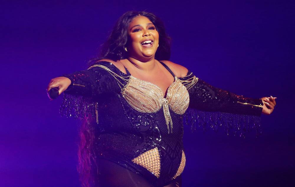 Watch Lizzo perform Sam Cooke’s ‘A Change Is Gonna Come’ for ‘One World: Together At Home’ - www.nme.com