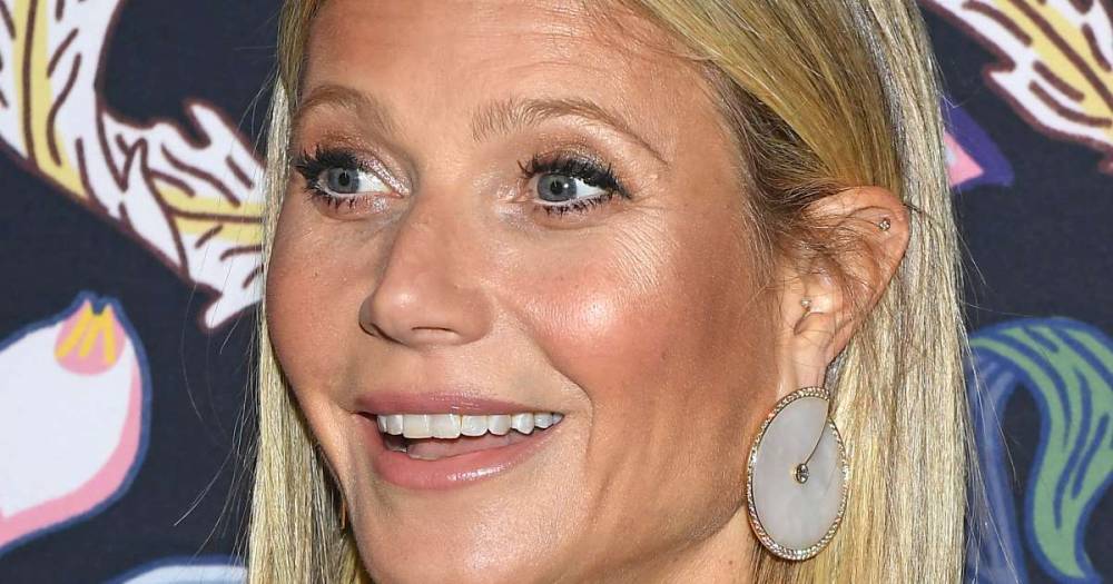 Gwyneth Paltrow auctions off old Oscars dress for coronavirus relief years after mocking gown - www.msn.com - New York