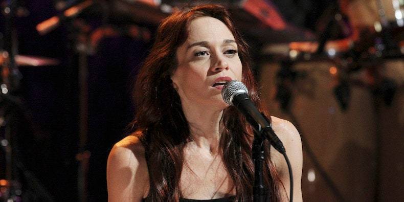 Fiona Apple Releasing New Album Fetch the Bolt Cutters This Month - pitchfork.com