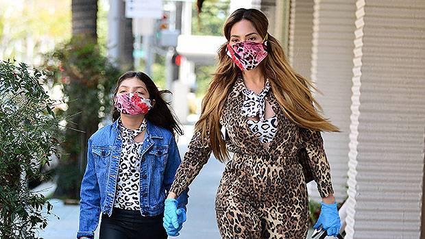 Farrah Abraham Daughter, Sophia, 11, Twin In ‘Tiger King’-Themed Protective Gear - hollywoodlife.com