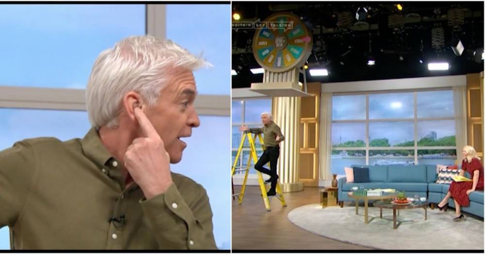 Phillip Schofield told off by producers as he takes matters into his own hands on This Morning - www.manchestereveningnews.co.uk