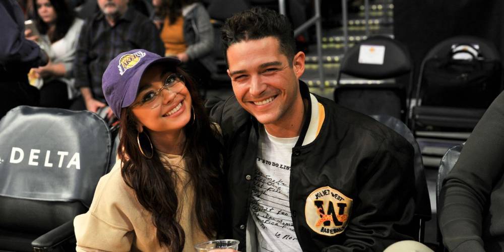 Sarah Hyland Wants to "Gag" at How She and Wells Adams Started Dating - www.cosmopolitan.com - county Wells