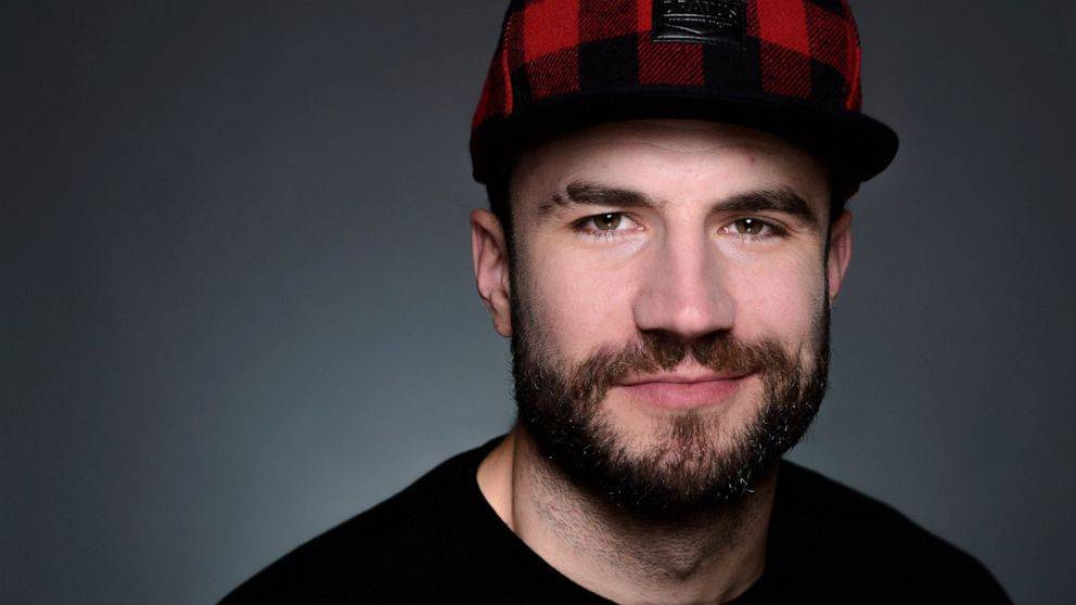 To share or not to share, that is the question for Sam Hunt - abcnews.go.com - New York - county Hunt
