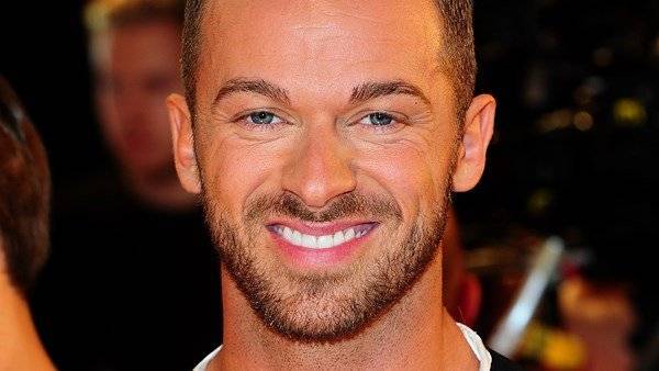 Former Strictly star Artem Chigvintsev on expecting baby with Nikki Bella - www.breakingnews.ie